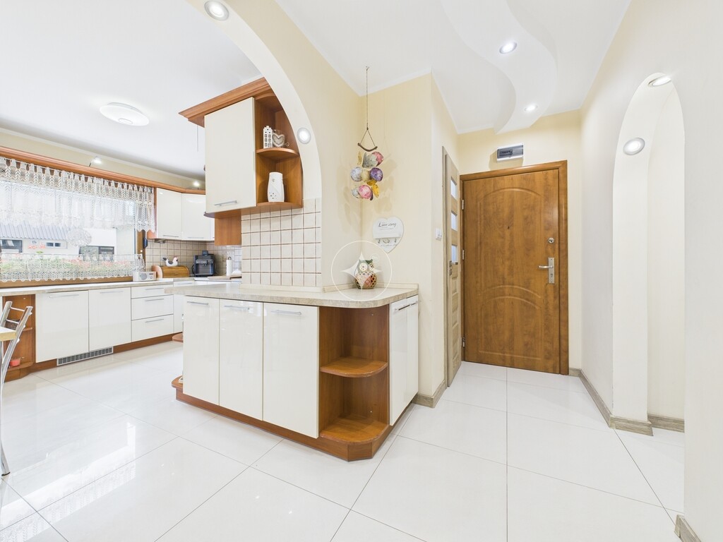 Czteropokojowe mieszkanie na parterze 74,9 m2.