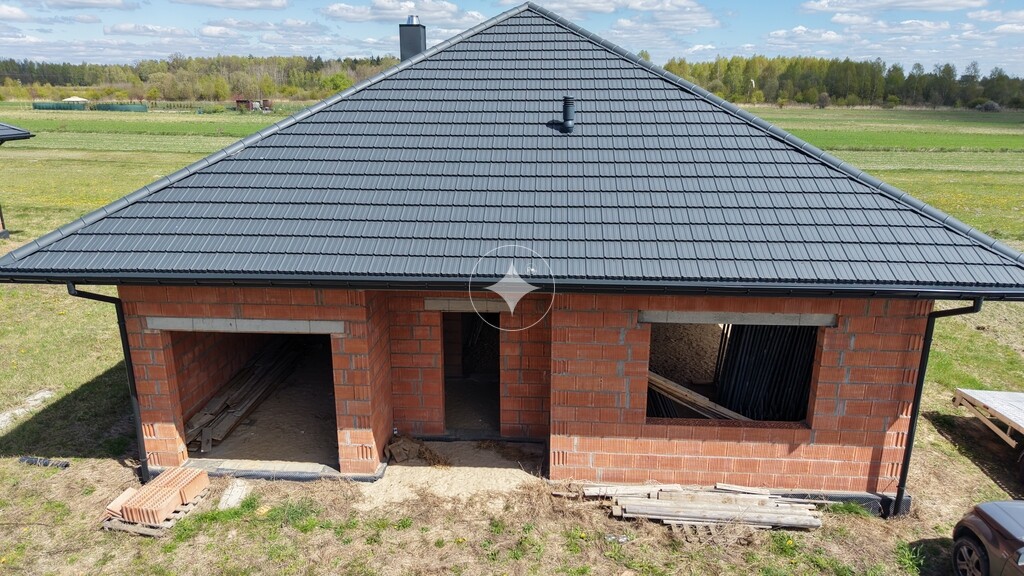 Dom wolnostojący 144.9m² w pięknej okolicy