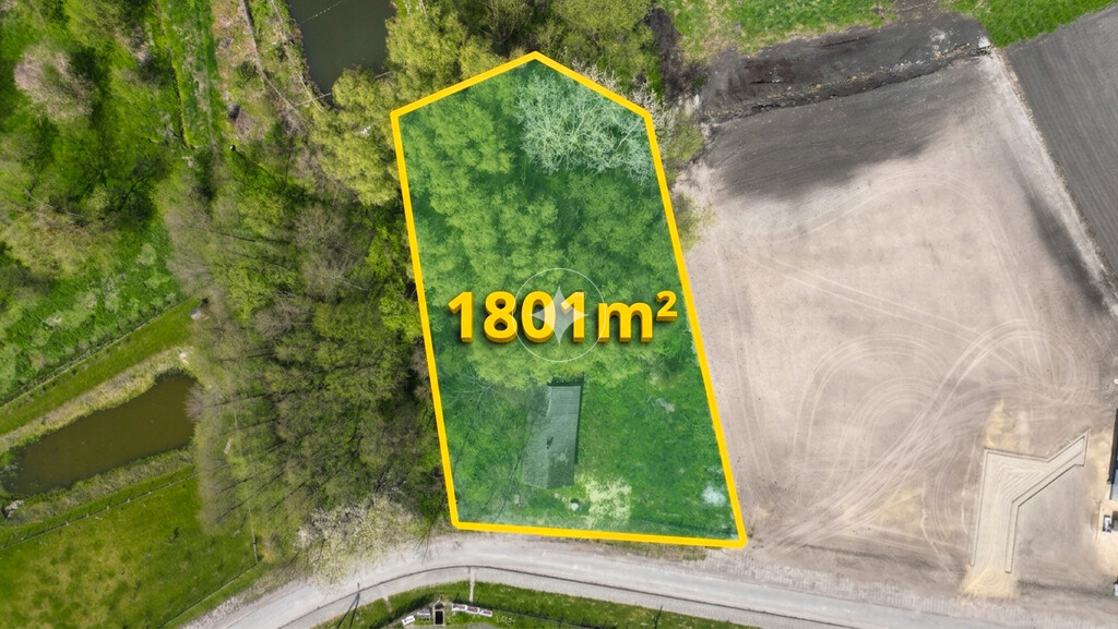 Pniówno działka 1801 m² spokojna okolica