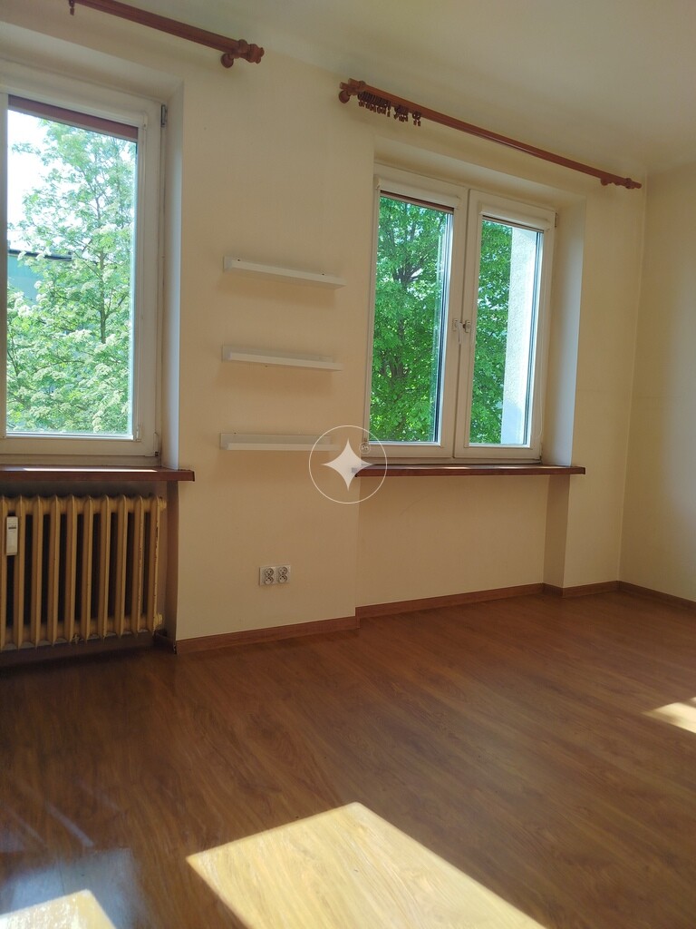 Skierniewice, 2 pokoje, 1 piętro, Konopnickiej,