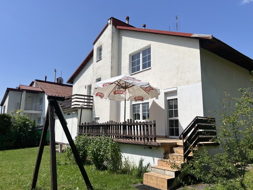 Wolnostojący dom na Klinach 260m2
