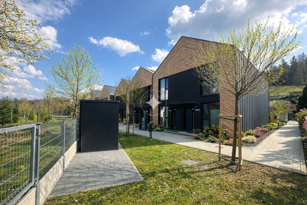 Mieszkanie/dwupoziomowe/81m2+antresola/Myślenice