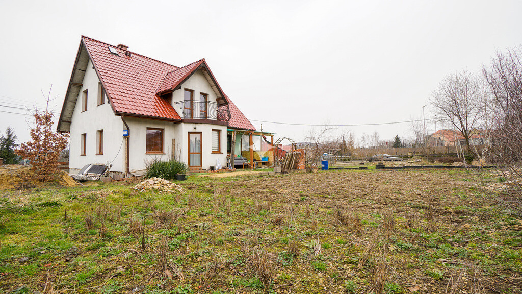 Urokliwy dom w Krosnowicach, okolice Kłodzka