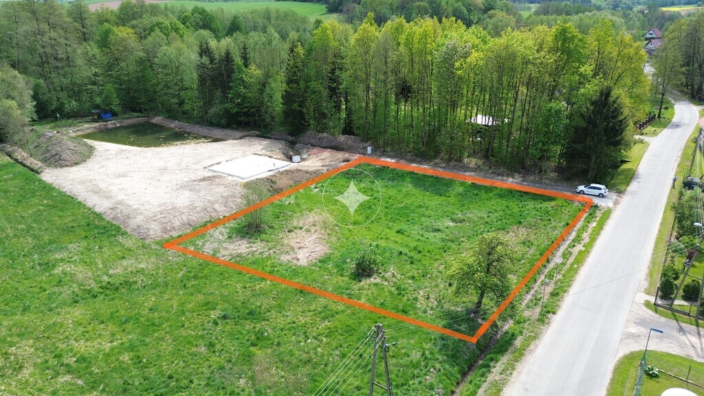 Działka budowlana 1585 m² –Gościszów, Nowogrodziec
