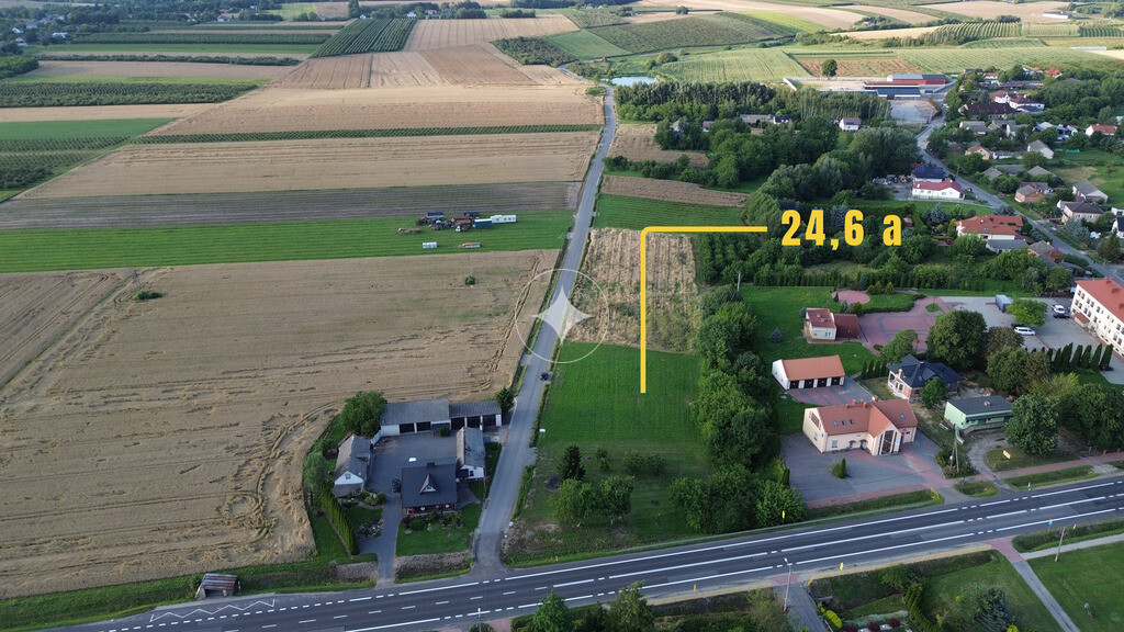 Działka rolno-budowlana 2460 m² w centrum Lipnika