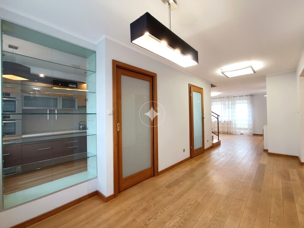 Dwupoziomowe mieszkanie 114m2 przy ul. Sobieskiego