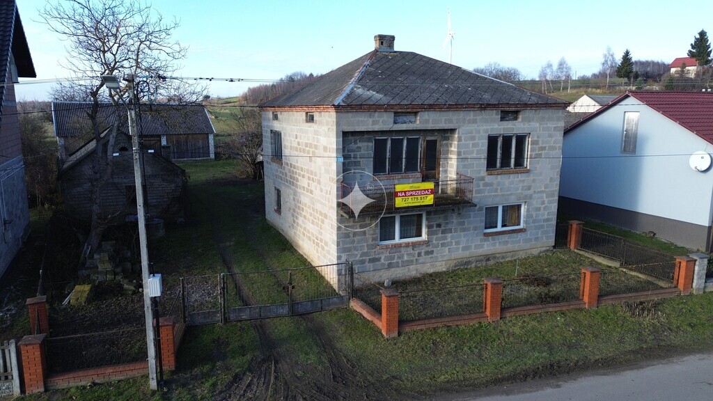 DOM + ZABUDOWANIA / AREAŁ 1,97 Ha