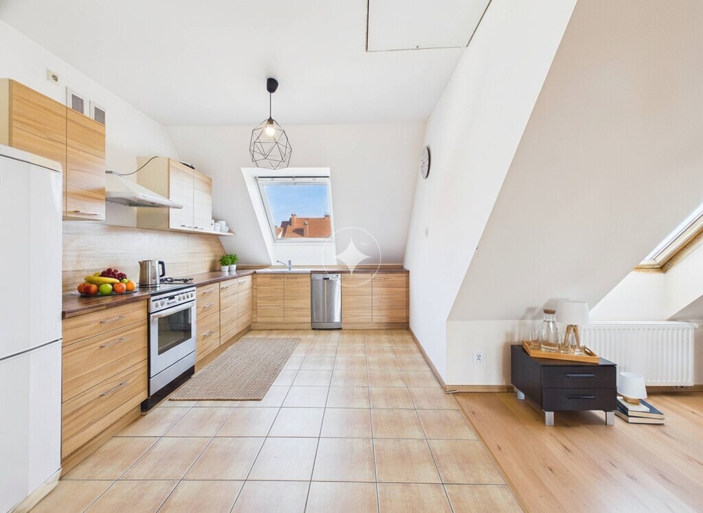 4 pokoje + poddasze 40 m² | balkon | Gdańsk