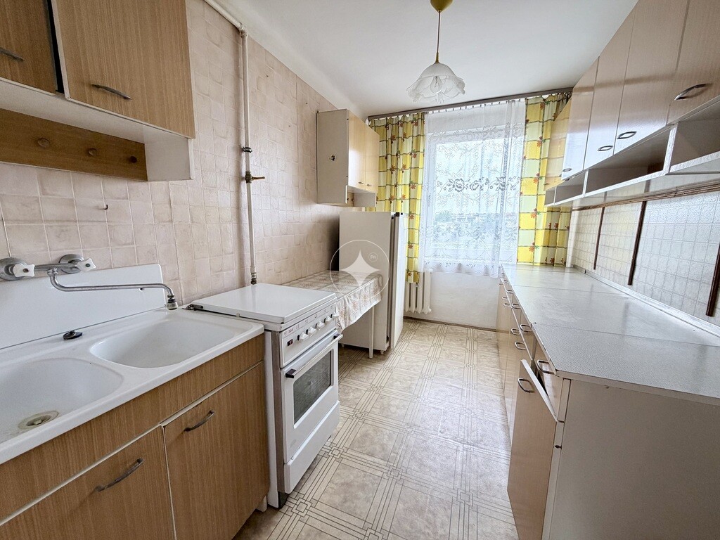 Staszów | 3 pokoje | 60,75 m² | 2 piętro | Balkon
