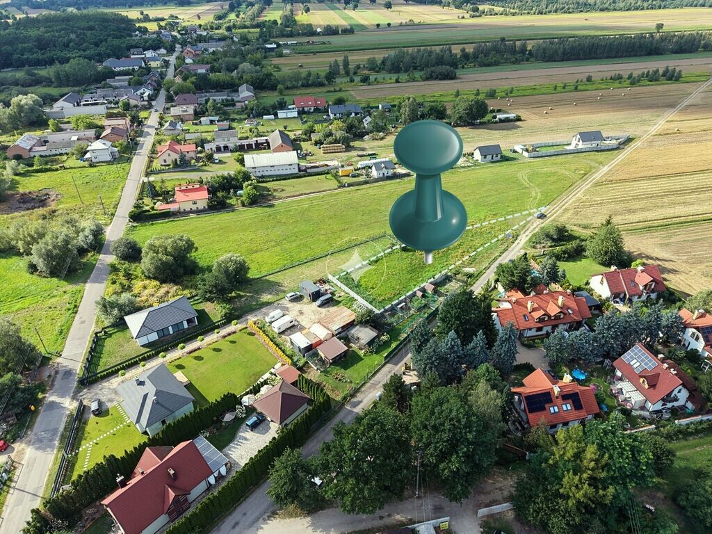 Działka budowlano-usługowa 1589 m²