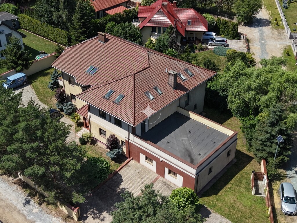 Lokal użytkowy na sprzedaż / 796 m2