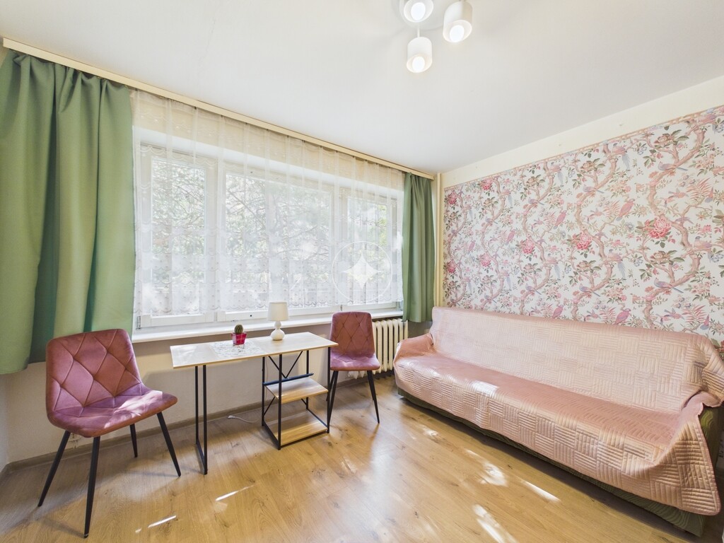 Dwa pokoje na parterze do wynajęcia