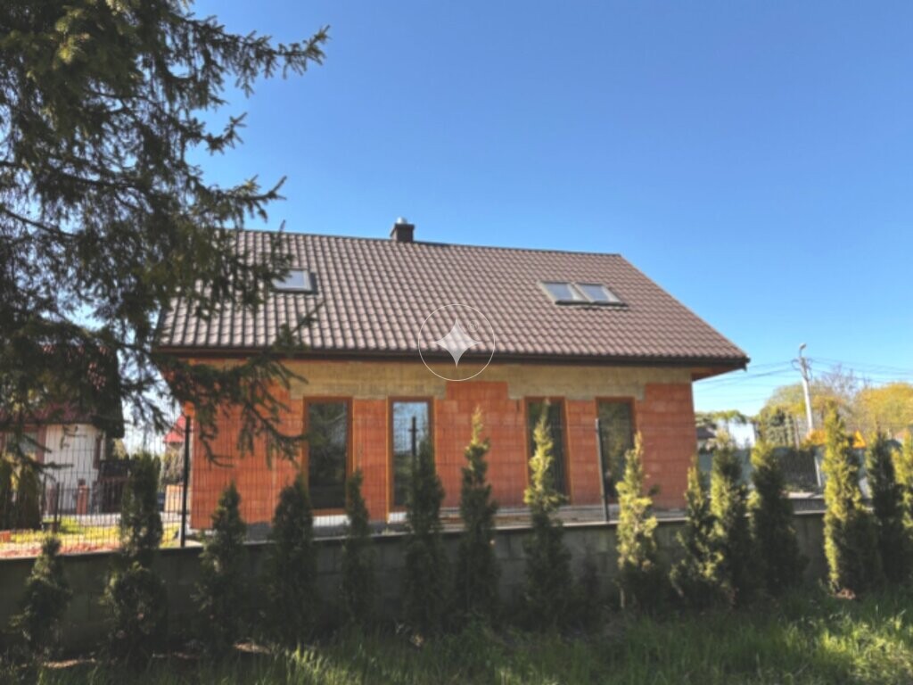 Gierczyce zgrabny dom parterowy na działce 7arów