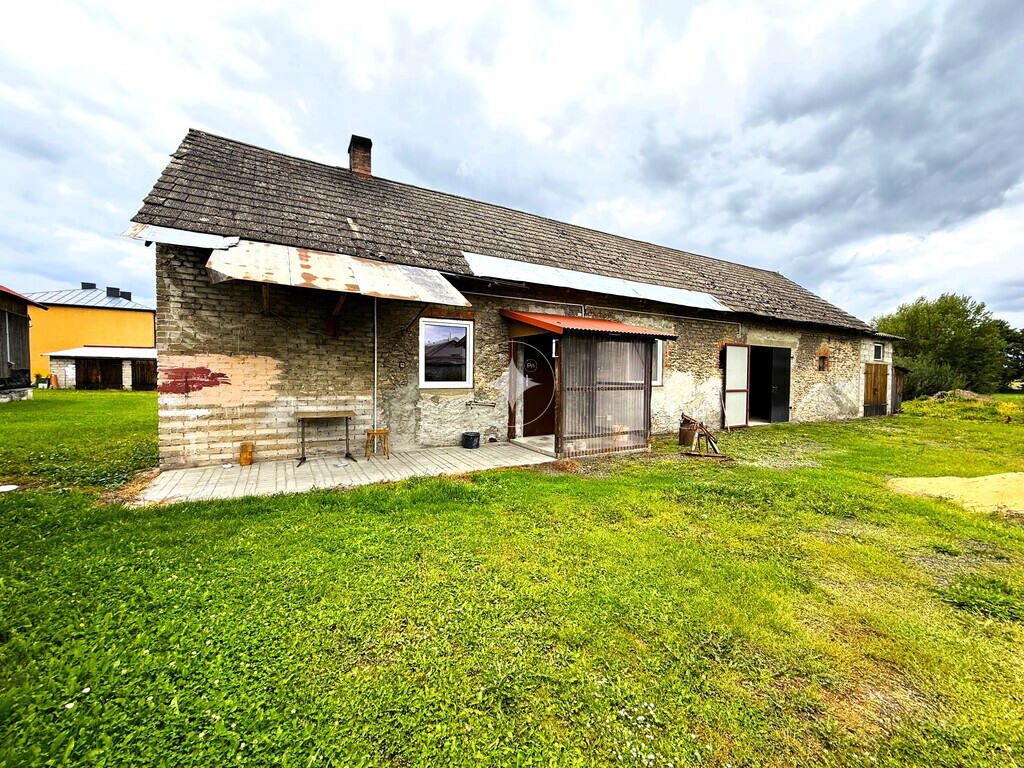 Działka 1703 m² | Zabudowa | Mrowina