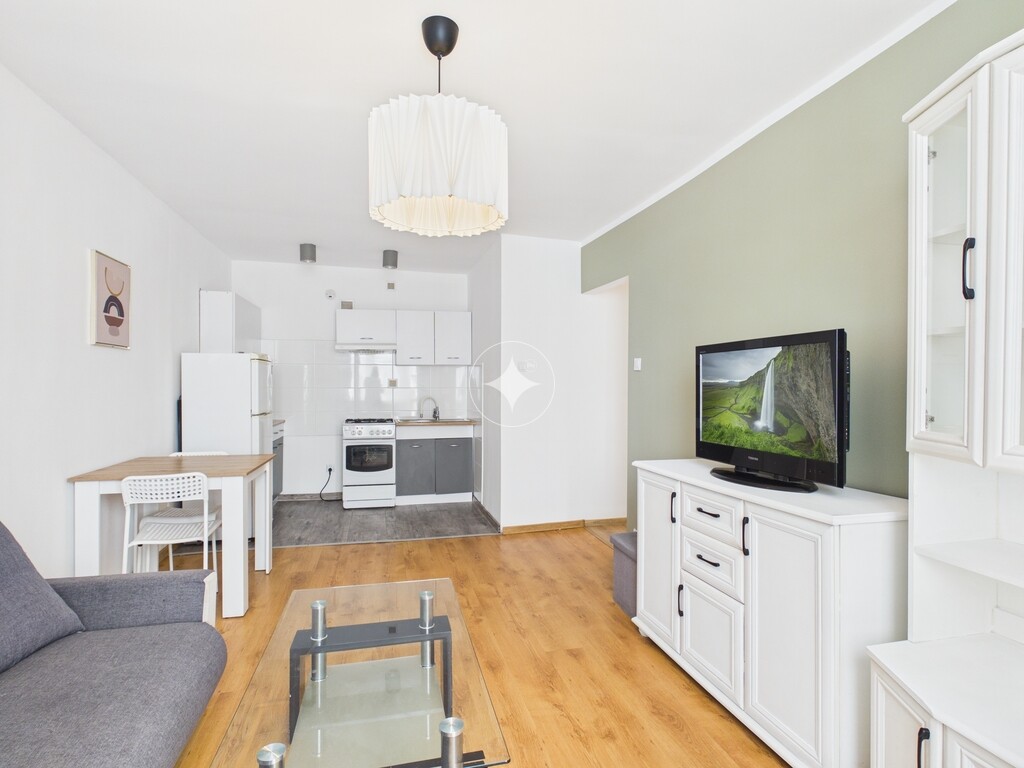 2 pokoje, 38 m², ostatnie piętro, otwarta kuchnia