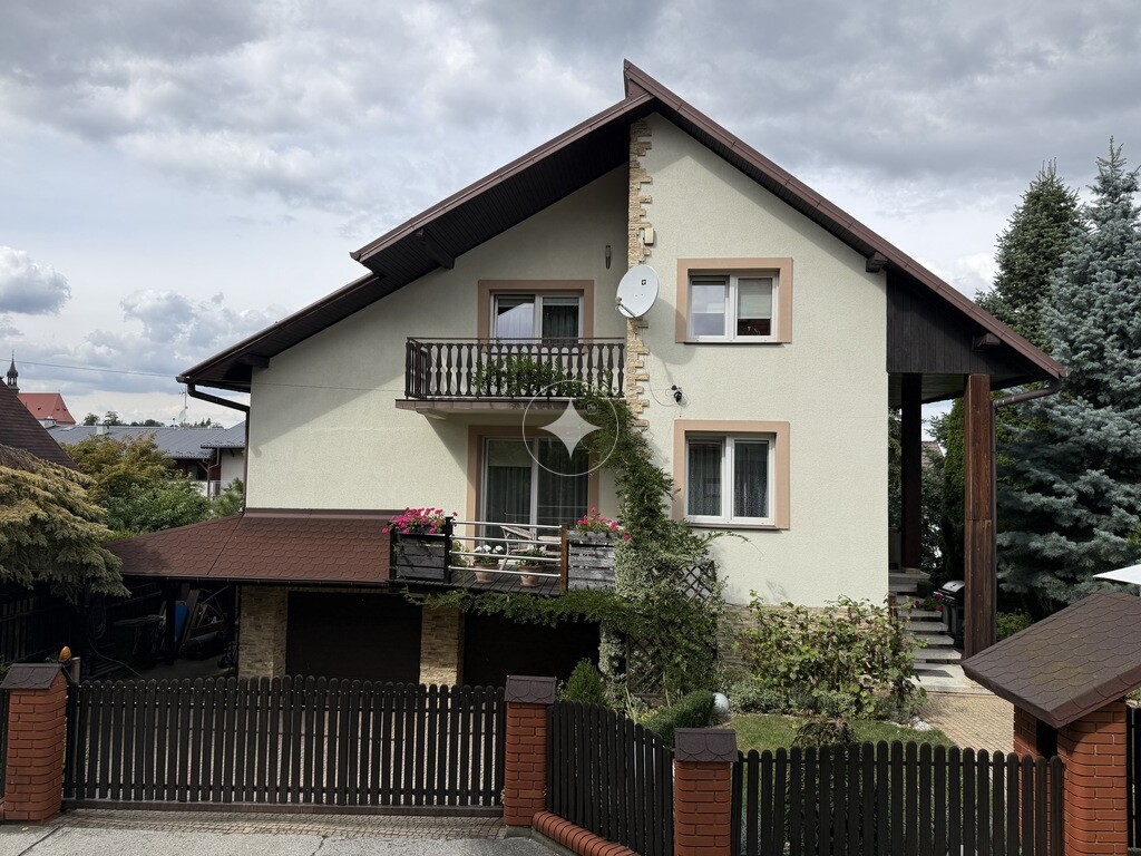 Dom z ogrodem do zamieszkania w Centrum Bochni