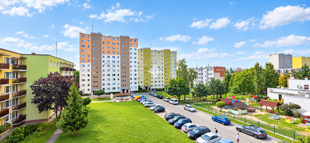3 pokoje /Nysa/ balkon/os. Podzmcze