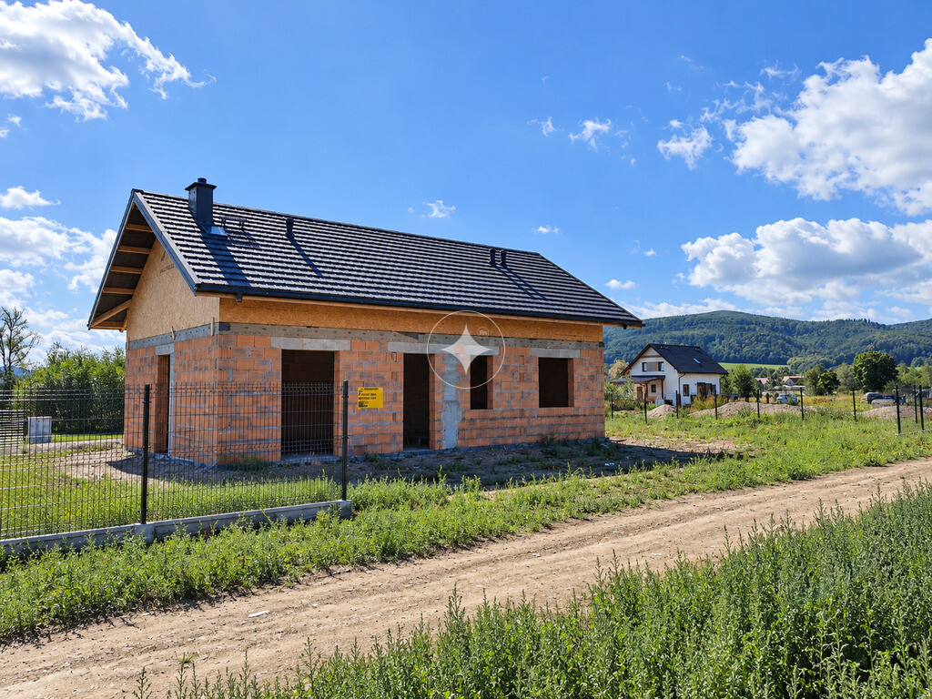 Dom parterowy 86 m² | 10,57 ar | widok na góry