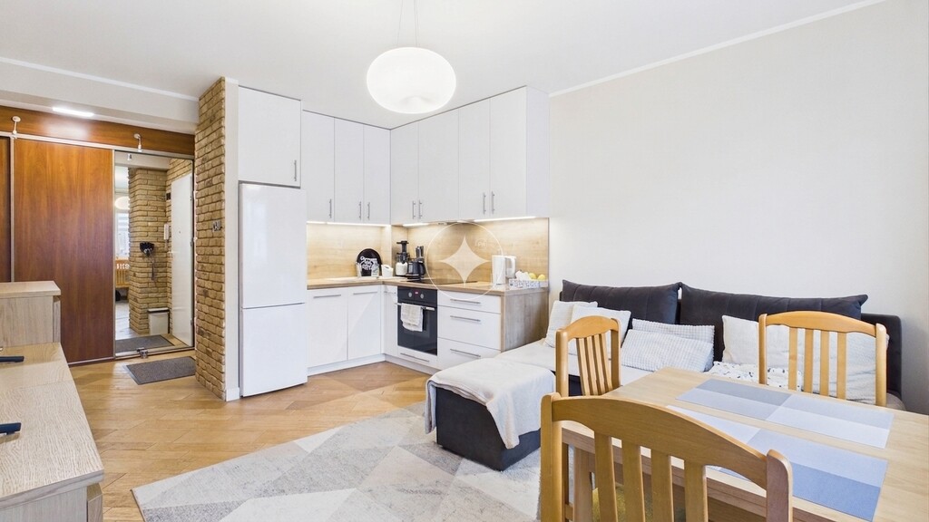 Przytulne i zadbane 38m2 na 1 piętrze/ul.Sybiraków