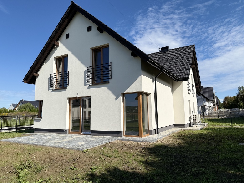 Nowy bliźniak 127,70 m² | Brzezie | Garaż | Działka