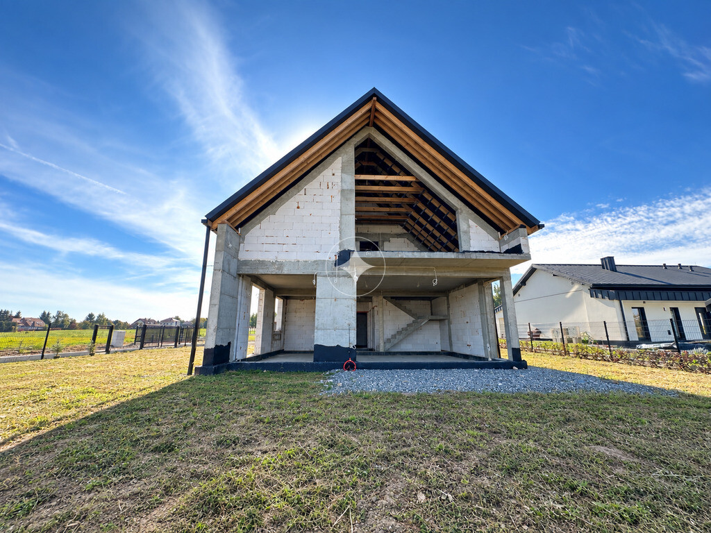 Dom-nowoczesna stodoła/160m2/wiata garażowa/Cianowice