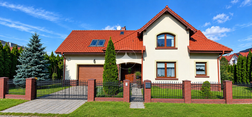 Dom 264 m² w Iławie z ogrodem zimowym i garażem na 2 auta