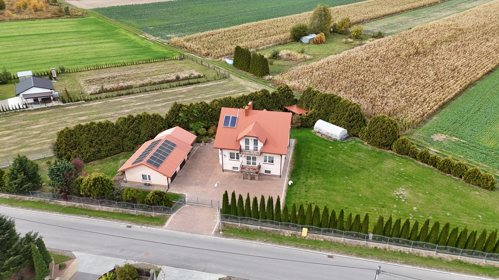Dom z dużą działką na sprzedaż – Zawada pod Zamościem